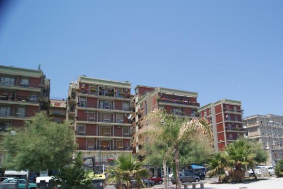 Ritrovo Dello Stretto